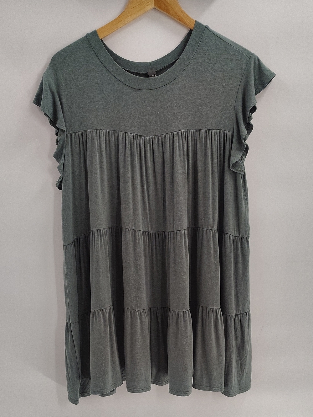 ALYA Dress Size Small Green Tiered Stretch